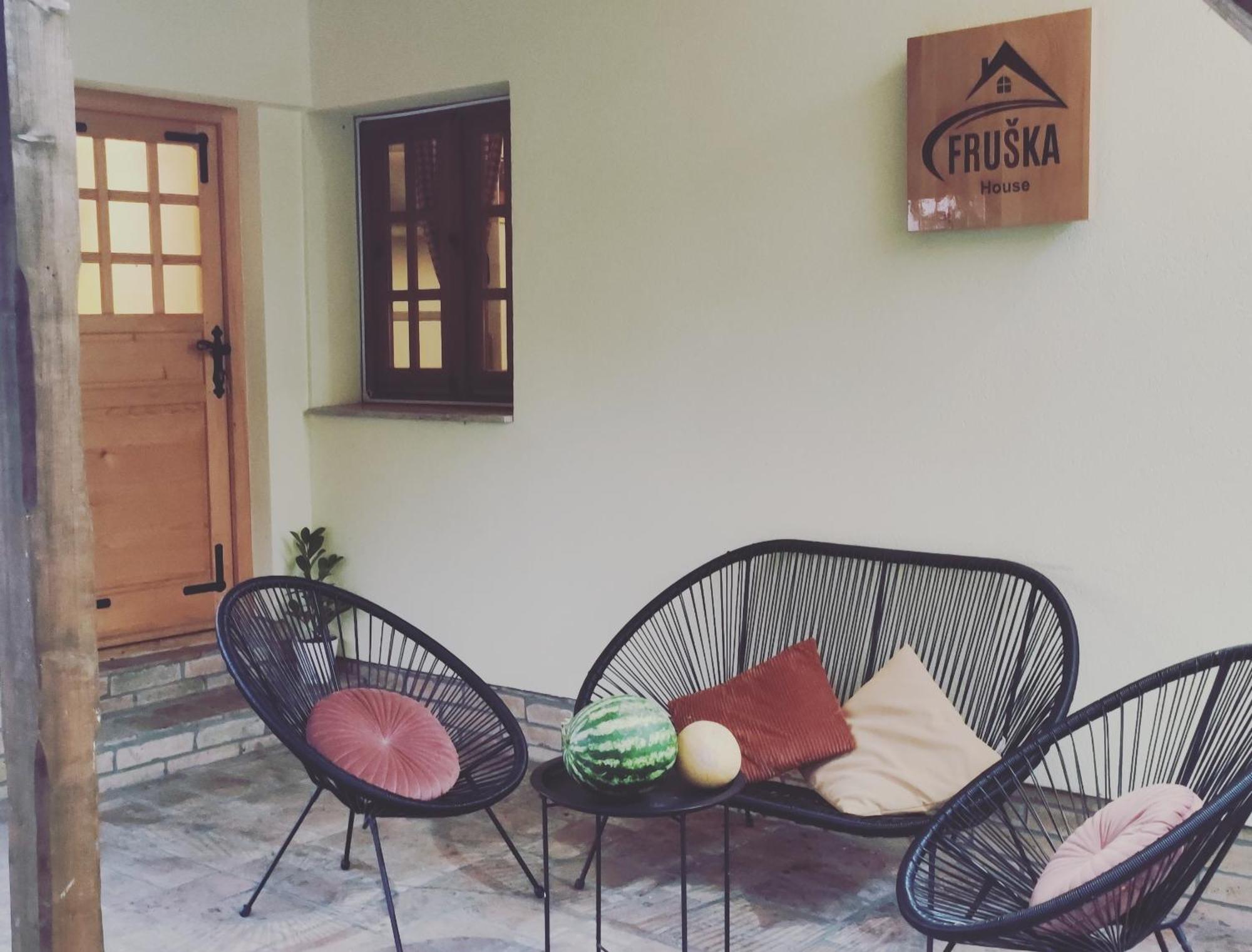 Fruska House Villa Besenovacki Prnjavor Екстериор снимка